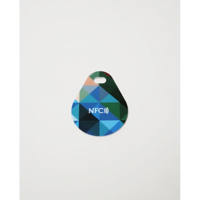 NTAG 216 +tags PVC Hang Tag (iPhone ready)