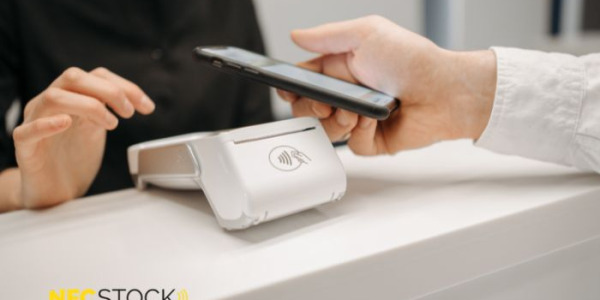 NFC en hoteles: usos, tipos de etiqueta y cómo implementarlo correctamente